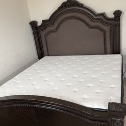 Eastern King Bed Set 