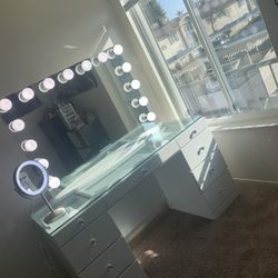 Makeup Vanity 