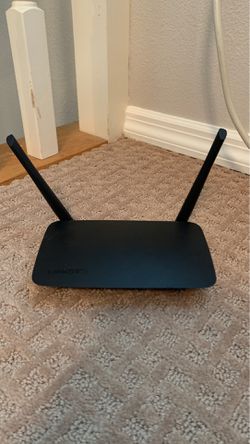 Linksys E5400 wireless internet router