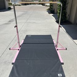 Gymnastics Training Bar With Tumbling Mat - Height Adjustable 3' to 5'