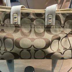 Very Cute Coach Purse