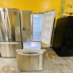 Apartment Size 30” Refrigerator 11$ Down Payment 