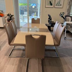 Dining Table With Chairs 