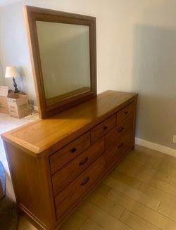 Pennsylvania House Wood Dresser with Mirror