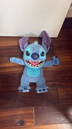 Disney's Lilo & Stitch RealFX Puppetronic First Edition by Wow! Stuff