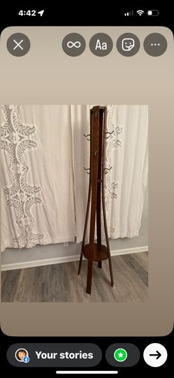 ANTIQUE WOOD STANDING COAT RACK