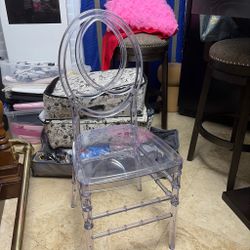 chairs 25 each or 150 all 8