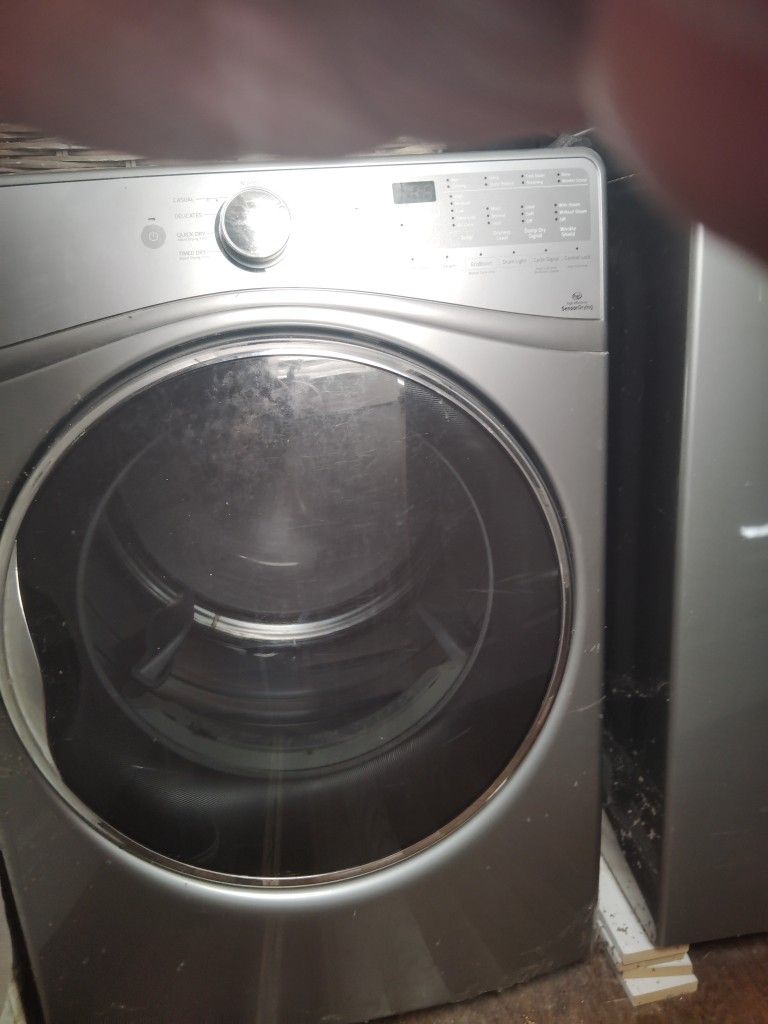 Whirlpool Washer And Dryer(Being Sold Only As Set)BEST OFFER TAKES IT!!!!