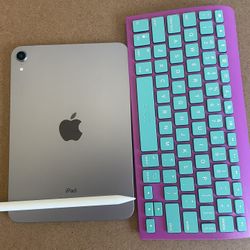  iPad Mini 6th Generation 64Gb pink Zagg Keyboard, Pen, Case, earphone  and Charger 