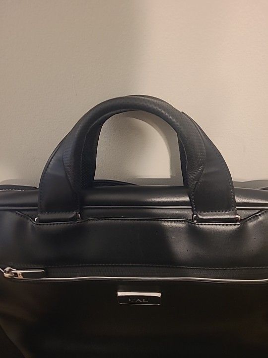 Tumi Arrivé Sadler Briecase