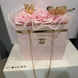 small bag with flowers