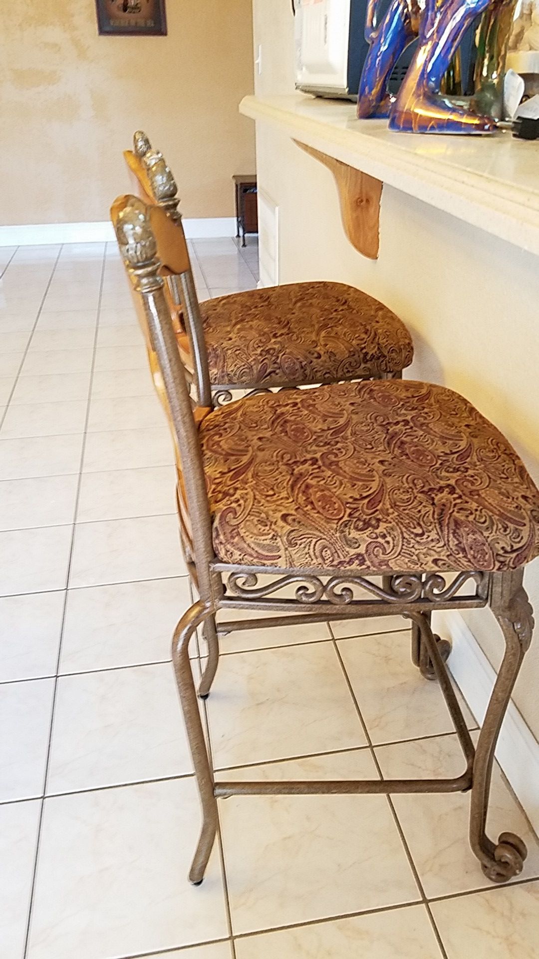 Dinning Table
