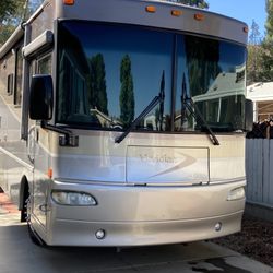 2004 Itasca Meridian 