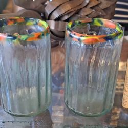 hand-blown Mexican drinking glasses with a confetti rim design. 