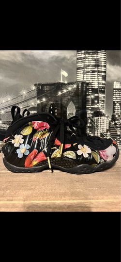 Nike Foamposite Floral Size 7.5W $70