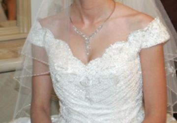 Bridal gown