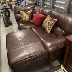 Beautiful Italian Leather All Electric Powered Push Button Sectional Sofa