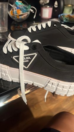 Prada Sport Shoes .sz 42.Its 8.