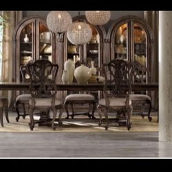 New Hooker Furniture Rhapsody Dining Table & Chairs