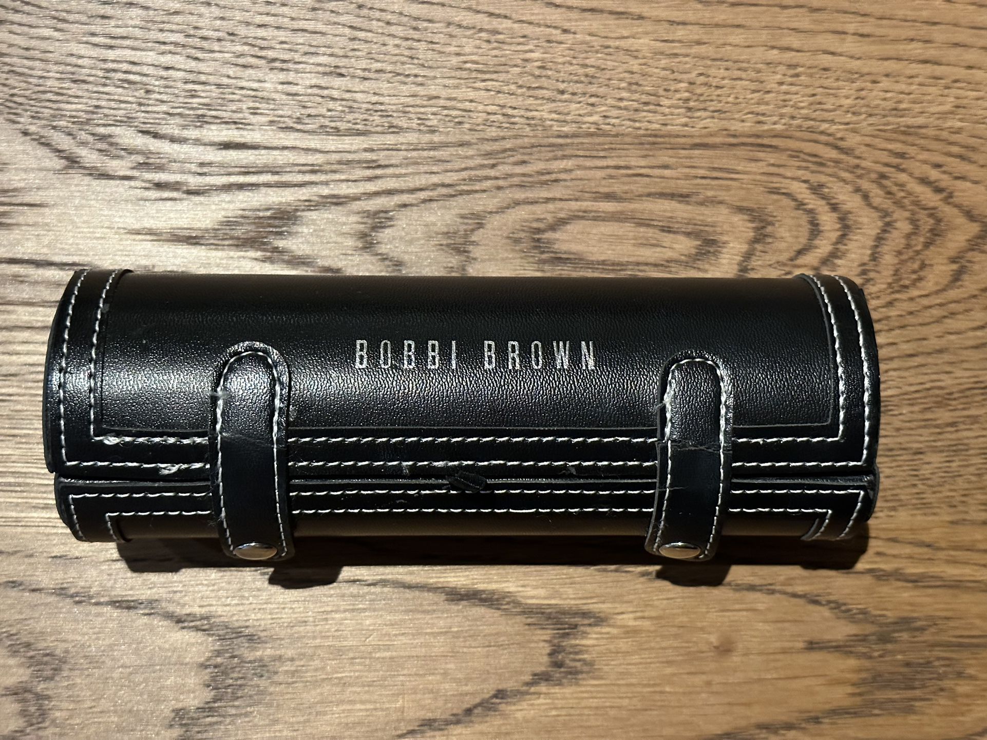 Bobbi Brown Makeup Brush Case (Cylinder Pouch)