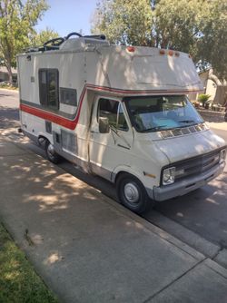 1976 Dodge sportsman tioga 2