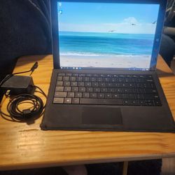 Microsoft Surface Pro Core i3-4020Y 1.5GHz 4GB RAM 64b,Wifi,Webcam 