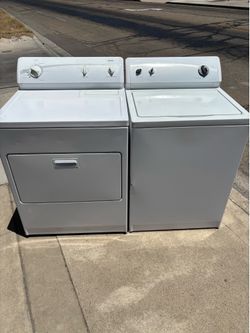 Kenmore electric dryer and washer bundle