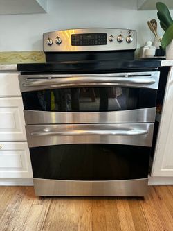 GE Double Oven Electric Range 30”