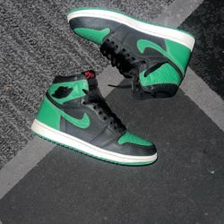 Pine Green Jordan 1 Size 8