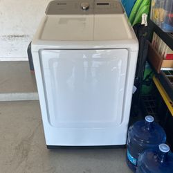 Brand New Samsung 7.4 Cu. Ft. White Front Load Electric Dryer 