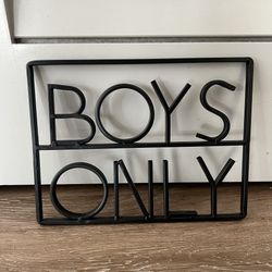FREE Boys Only Metal Wall Decor