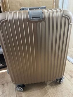 Carry on Zipless luggage New