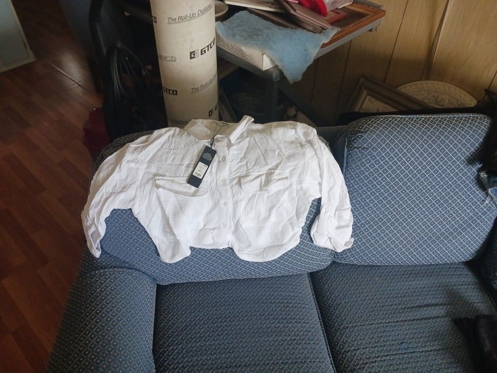 Woman's Top Small. New