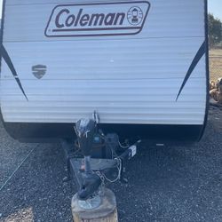 22 Ft 2022 Coleman