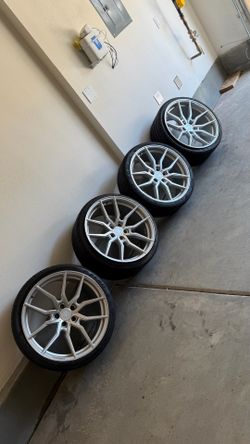 20in Forged Aodhan Aff1 5x114.3 staggered wheels