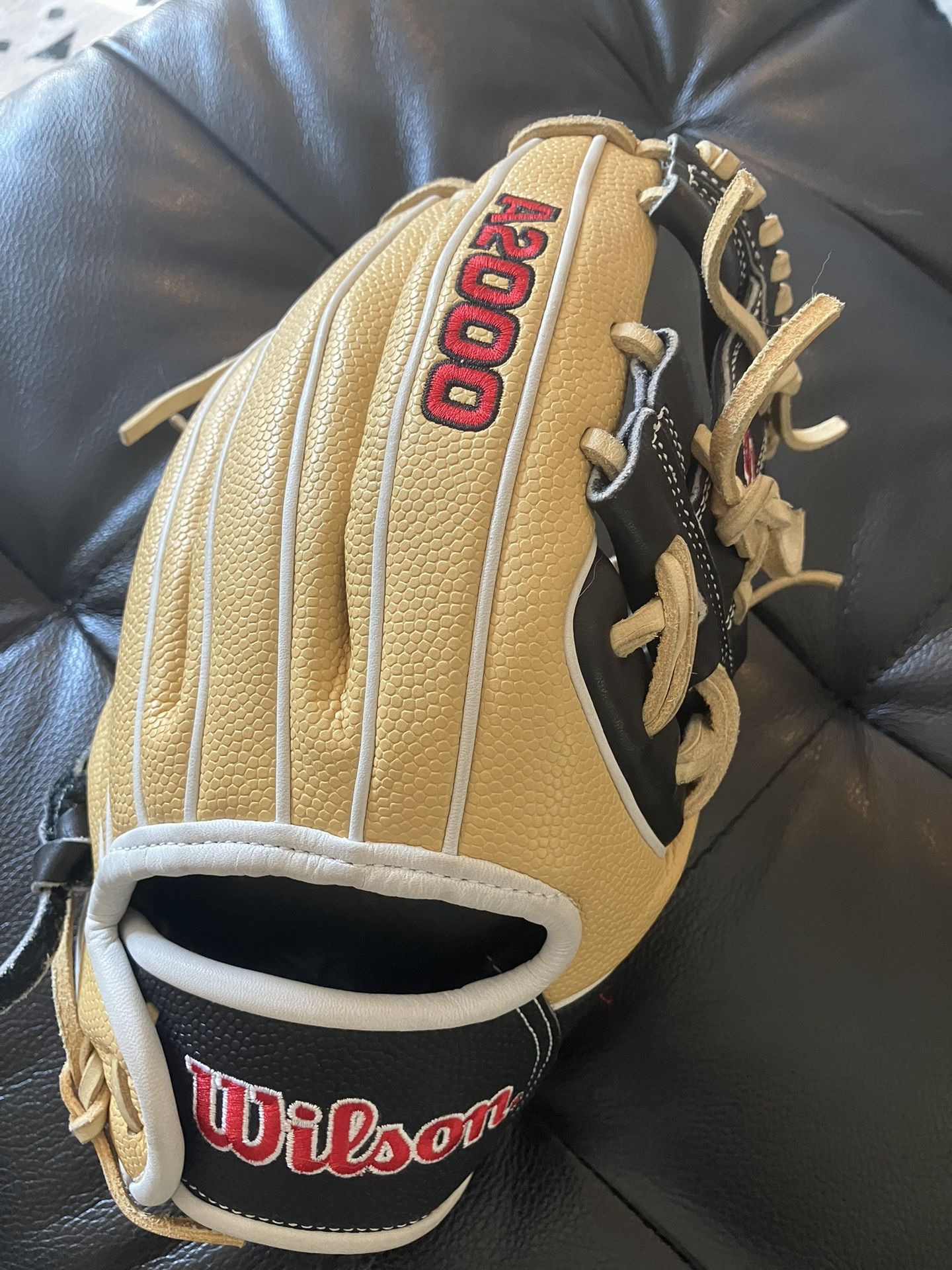 Wilson A2000 Youth Glove