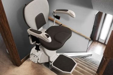 Stair Lift by Leaf Home