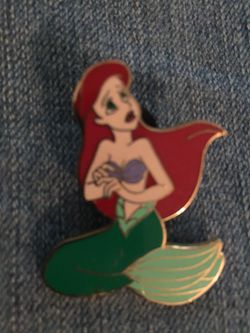 Disney pin little mermaid