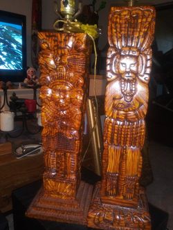 Honduras vintage hand carved wooden lamps !!