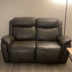 Recliner Couches 