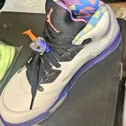 Jordans size Youth 5.5 Womens 8