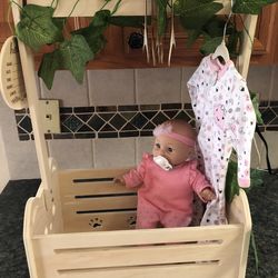 Baby shower Gift Wooden Crate Box, with 5 wooden hangers, tag and green vines