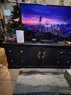 Black Cobra TV stand/ dresser