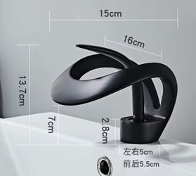 Bathroom faucet - Brand New