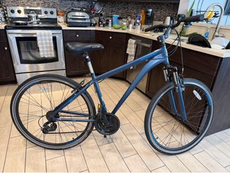Bicycle 28” aluminum frame