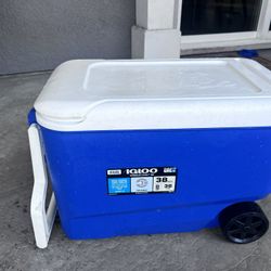 Igloo Ice Chest