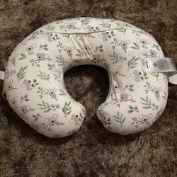 Boppy Pillow + Cover 