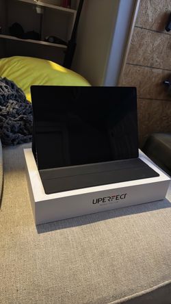 UPerfect GR16HQ OLED Portable Monitor 16:10 Gaming Monitor 16 Inch 3K Display 120Hz