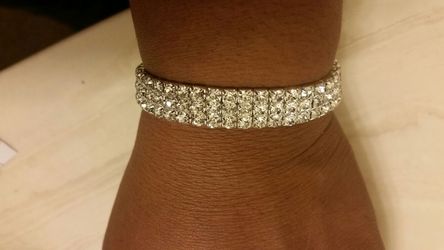 Brand new rhinestone bracelet silver