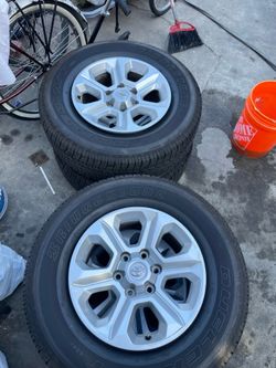 265/70/17 - stock 4Runner 2023 only 10k miles